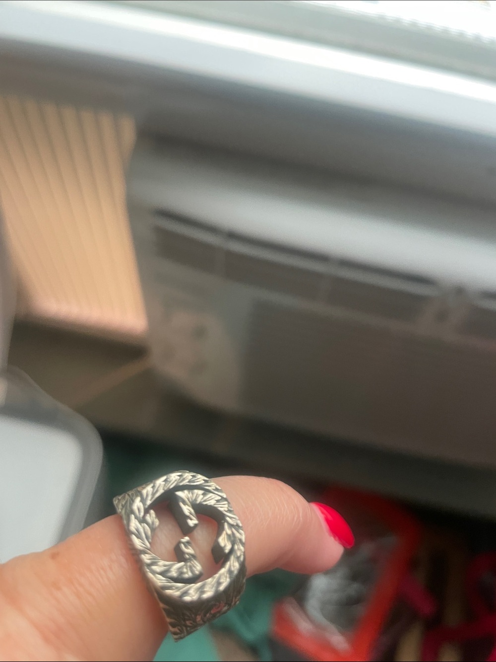 Authentic Gucci Mens ring. Fits women’s pinky. Not sure the size